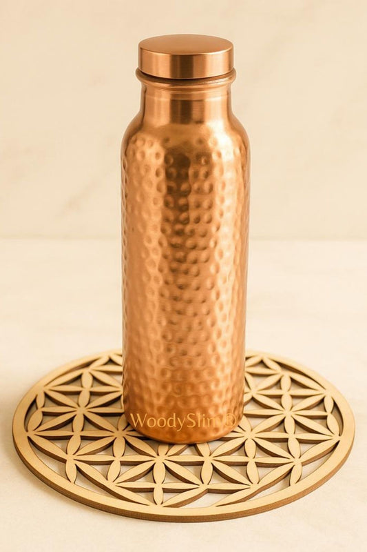 Bouteille énergétique WoodySlim – gourde artisanale en cuivre pur sur fleur de vie sacrée, purification de l’eau et design haut de gamme.