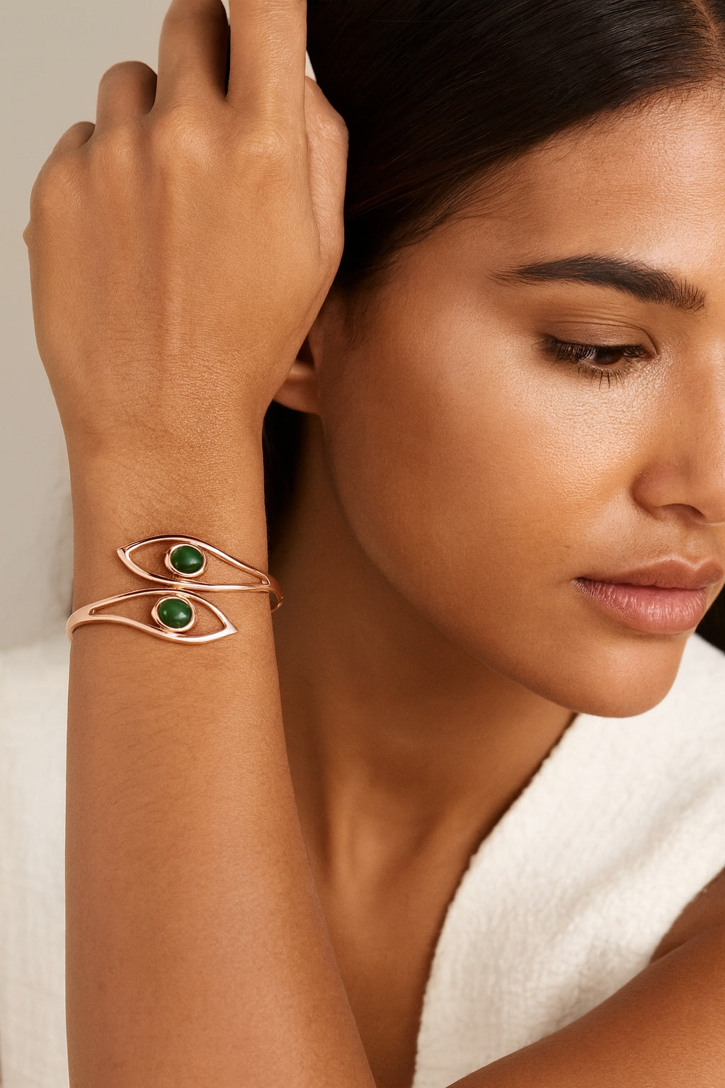 Bracelet magnétique en cuivre avec pierre verte