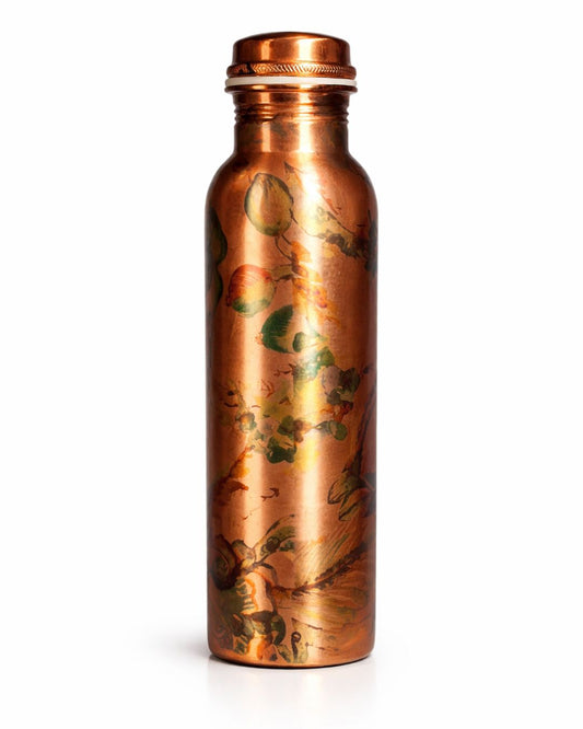 Gourde en cuivre WoodySlim avec motif floral pour accompagner un rituel d’eau naturel.